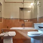 De 3*