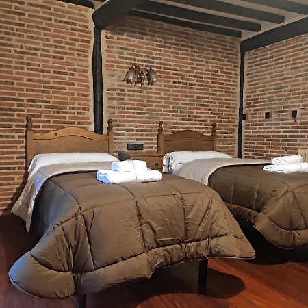 De Pensión 3*